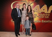 Yelena Isinbayeva. Barselona, Spain. IAAF Centenary Gala Show. Elena with the sister, her son and the coach Yevgeniy Trofimov